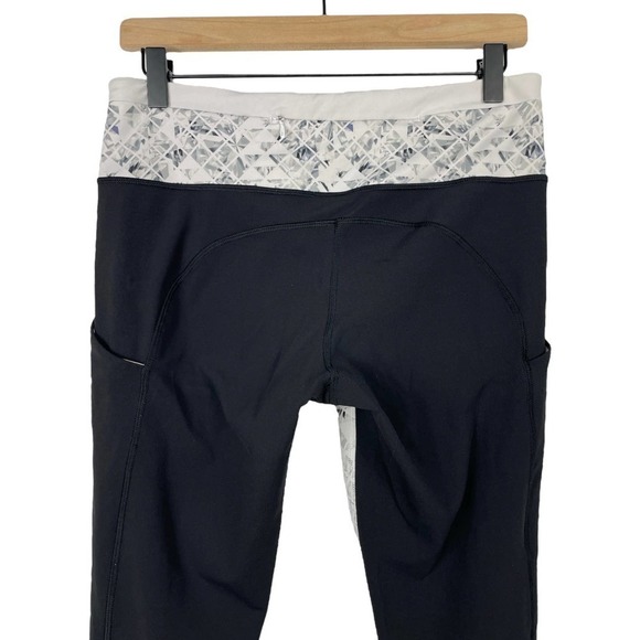 Lululemon Speed Tight II Unbreakable White Black Leggings Size 8 Gym Workout - Picture 10 of 12